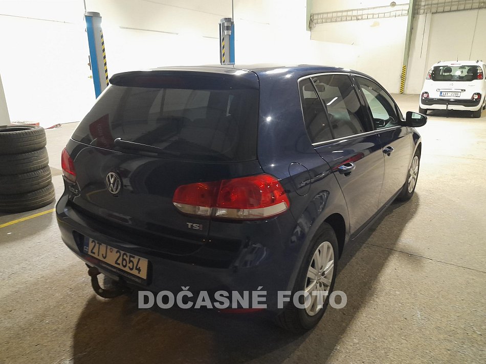 Volkswagen Golf 1.4 TSi 