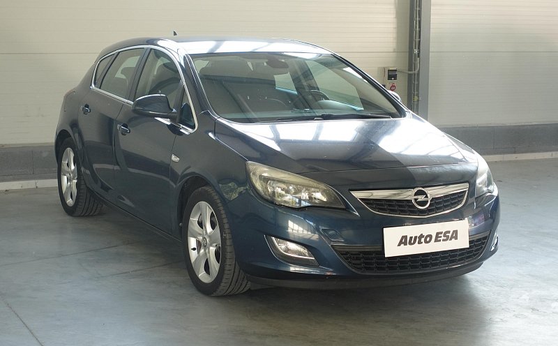 Opel Astra 1.6GTC 