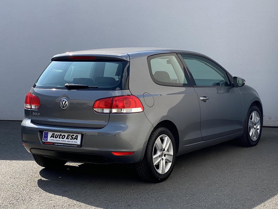 Volkswagen Golf 1.4 16V 