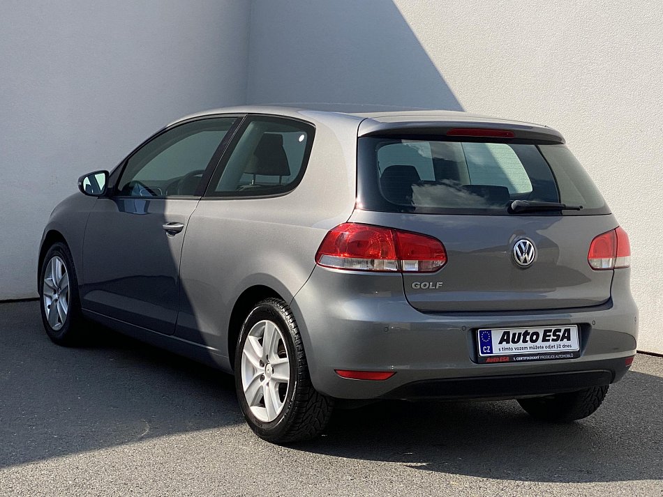 Volkswagen Golf 1.4 16V 