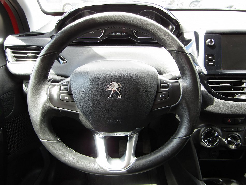 Peugeot 208 1.2VTi 