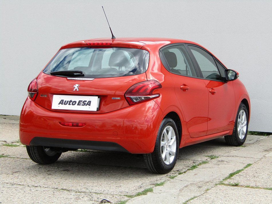 Peugeot 208 1.2VTi 