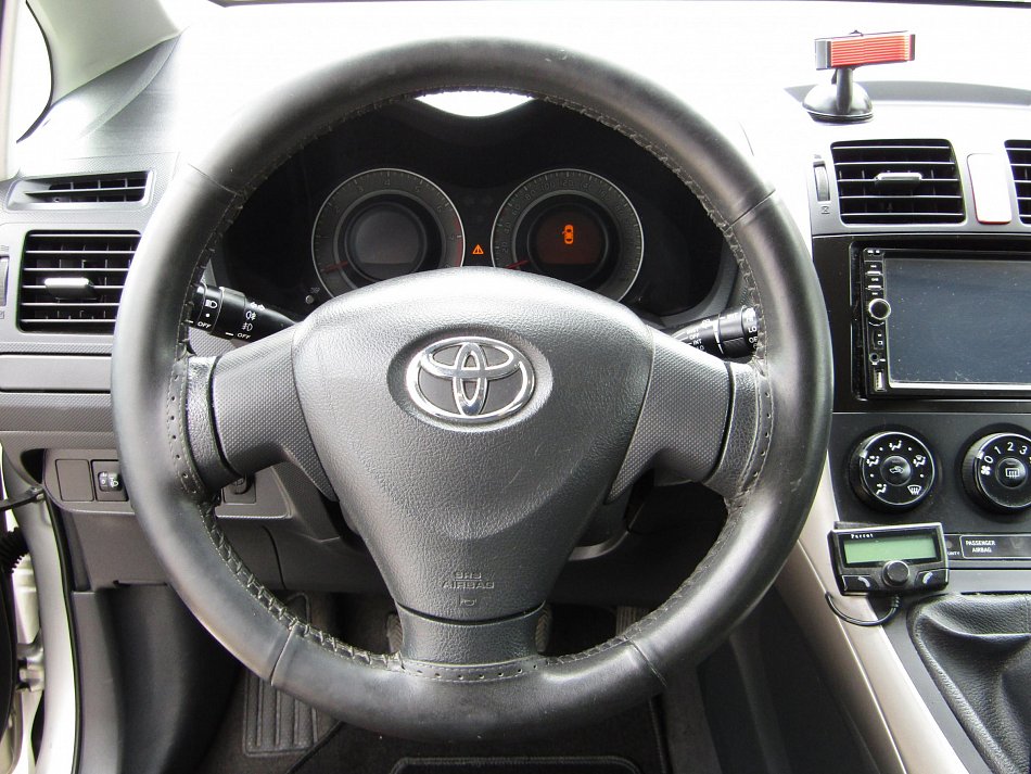 Toyota Auris 1.4VVT-i  LPG