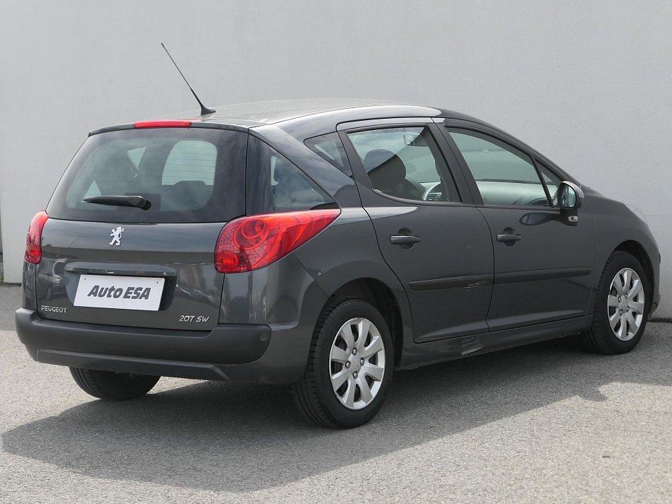 Peugeot 207 1.4i 