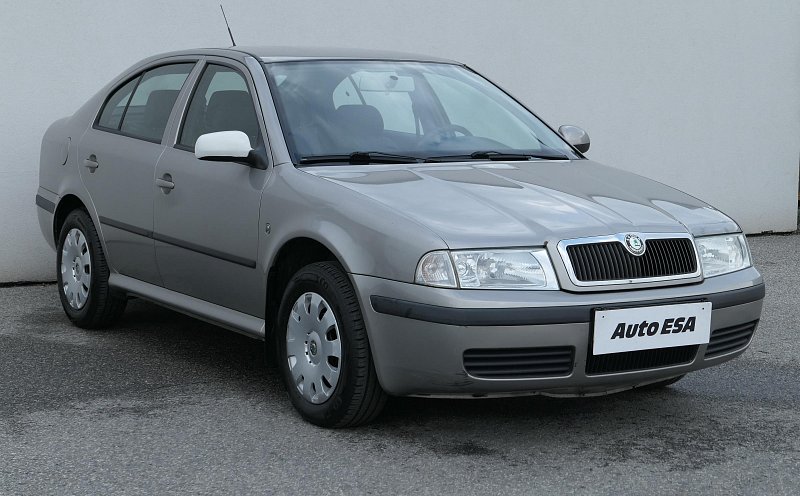 Škoda Octavia 1.6i Tour