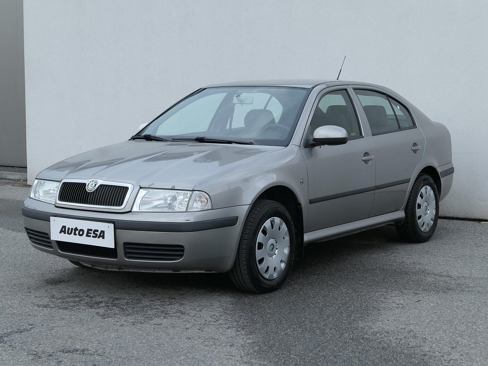 Škoda Octavia 1.6i Tour