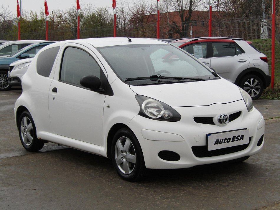 Toyota Aygo 1.0i 