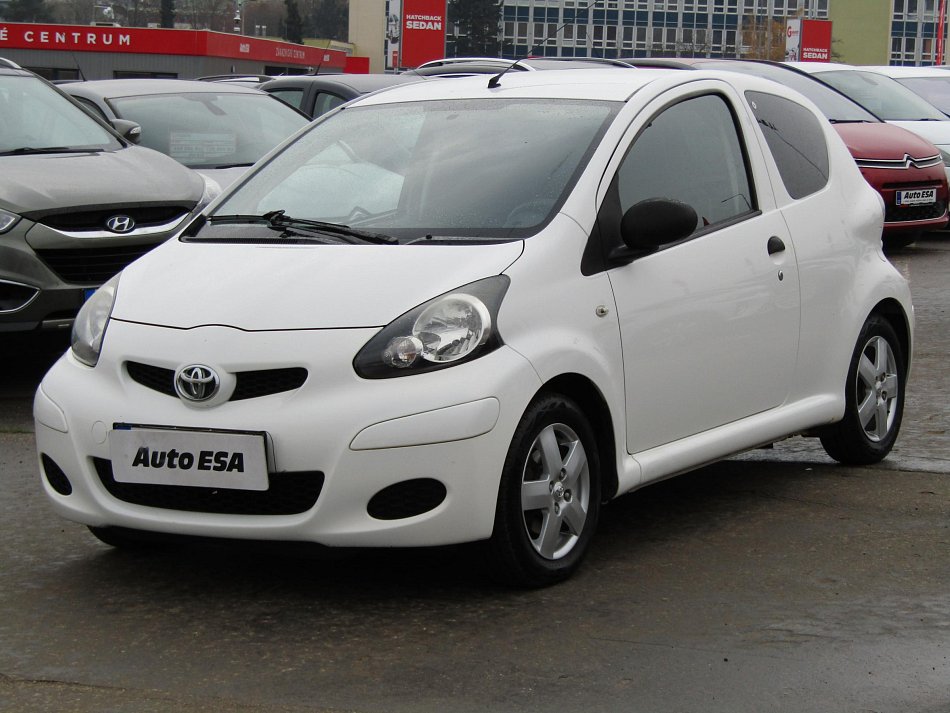 Toyota Aygo 1.0i 