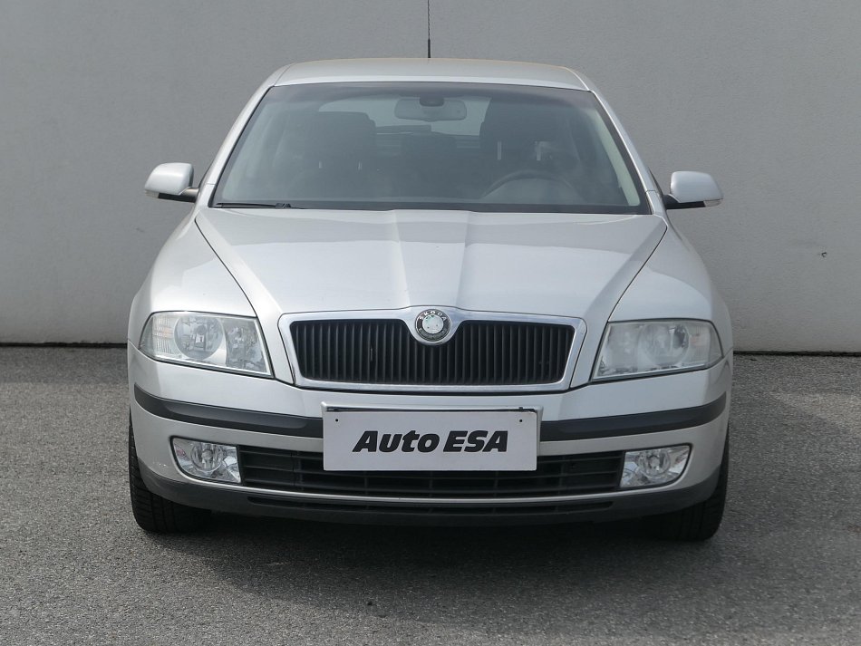 Škoda Octavia II 2.0 TDi Elegance