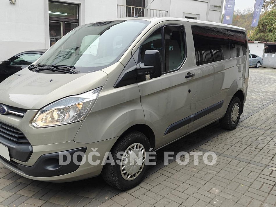 Ford Transit Custom 2.2 TDCi Trend 8míst