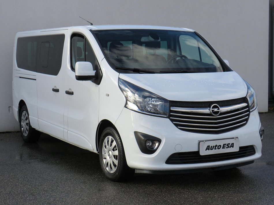 Opel Vivaro 1.6dCi Bussines L2 9míst