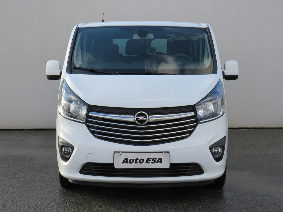 Opel Vivaro 1.6dCi Bussines L2 9míst