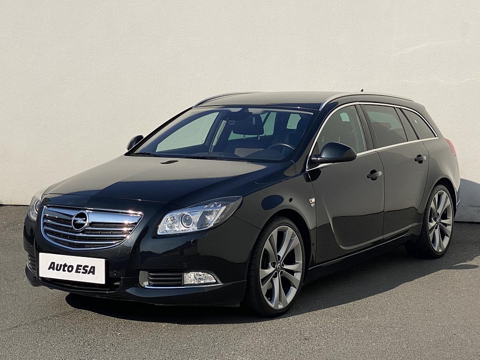 Opel Insignia 2.0 CDTi OPC line