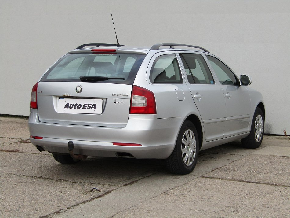 Škoda Octavia II 1.6i 