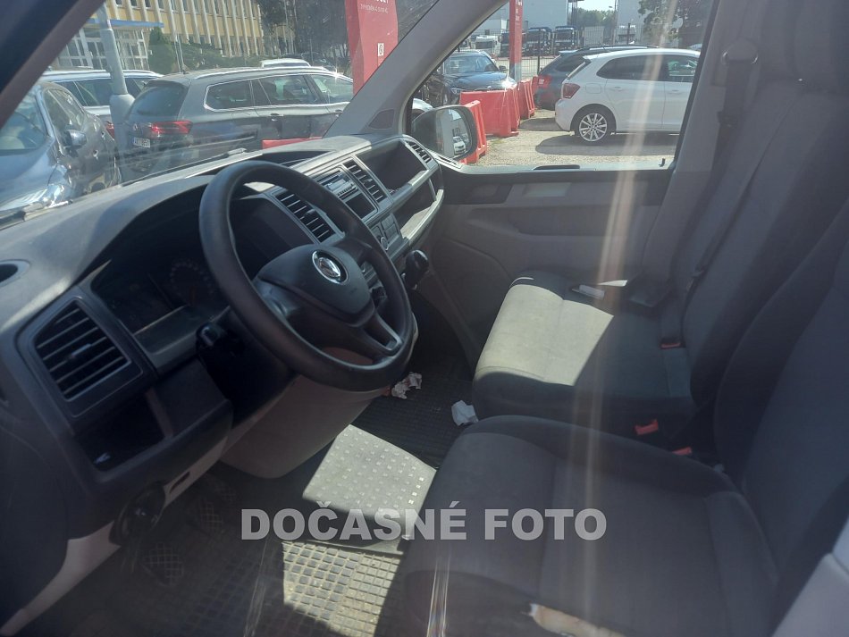 Volkswagen Transporter 2.0TDi  T6