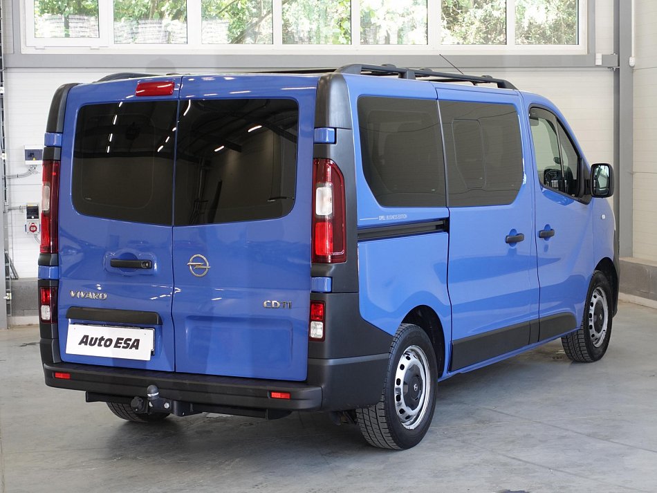 Opel Vivaro 1.6CDTi Bussines 9míst