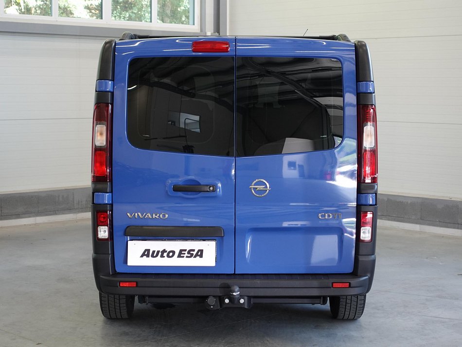 Opel Vivaro 1.6CDTi Bussines 9míst