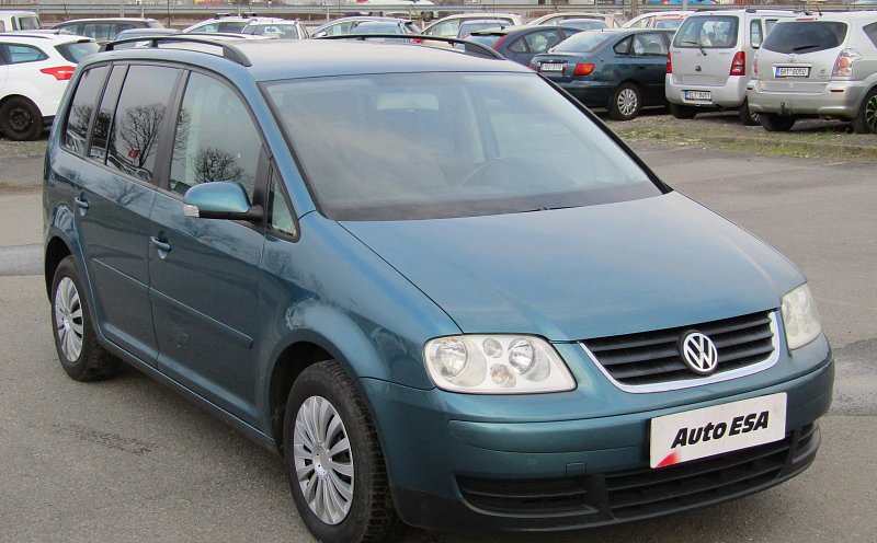 Volkswagen Touran 2.0 TDi 