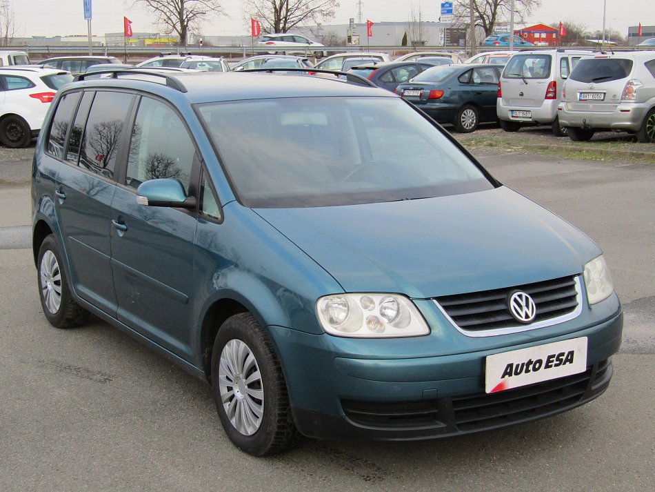 Volkswagen Touran 2.0 TDi 