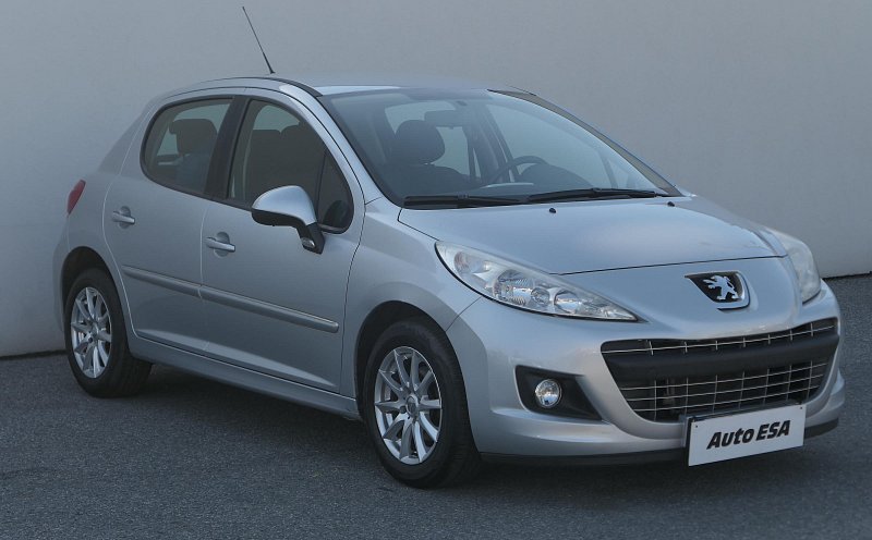 Peugeot 207 1.4 i 