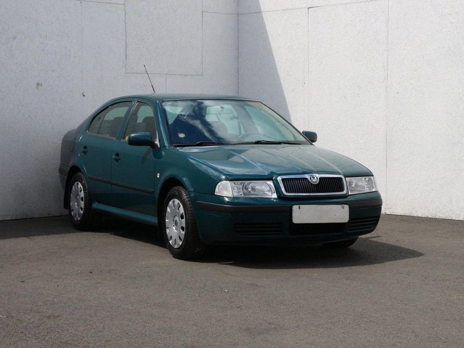 Škoda Octavia 1.6 i Ambiente