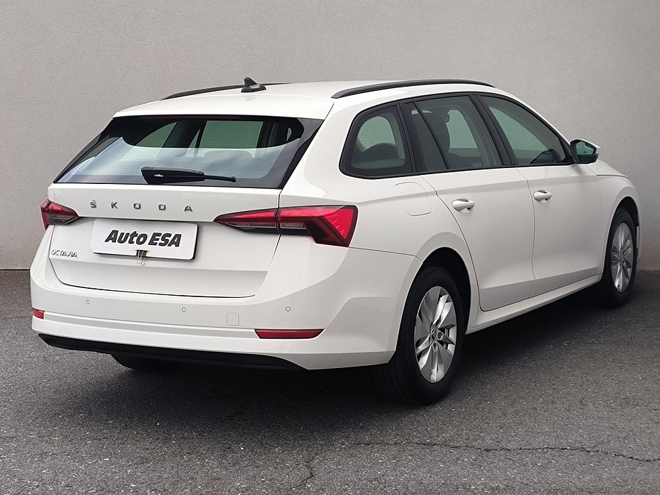 Škoda Octavia IV 1.5TSI Ambition Plus