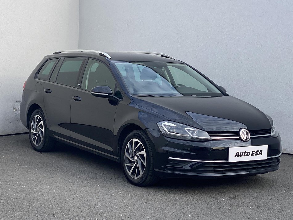 Volkswagen Golf 1.5 TSi Sound