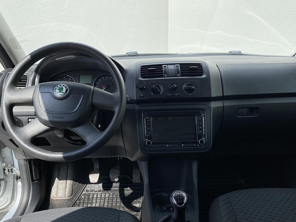 Škoda Fabia II 1.4 16V Ambiente