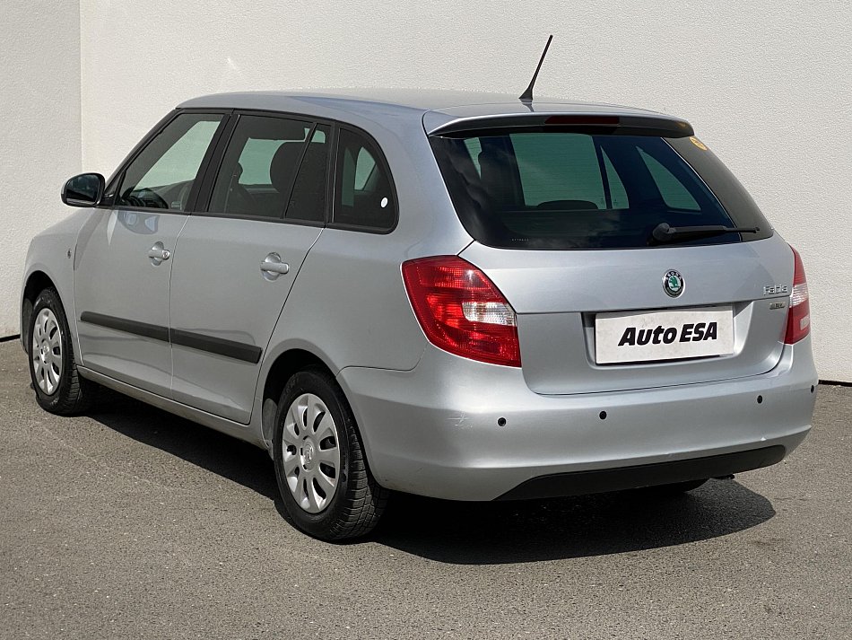 Škoda Fabia II 1.4 16V Ambiente