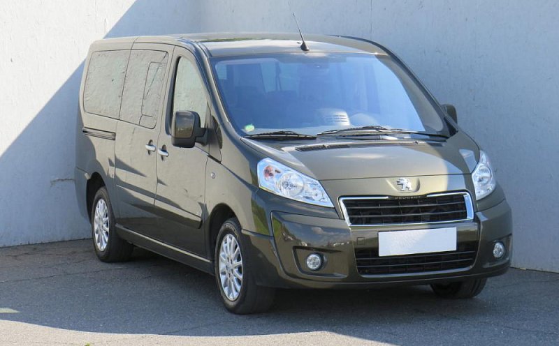 Peugeot Expert 2.0HDi  L2 8míst