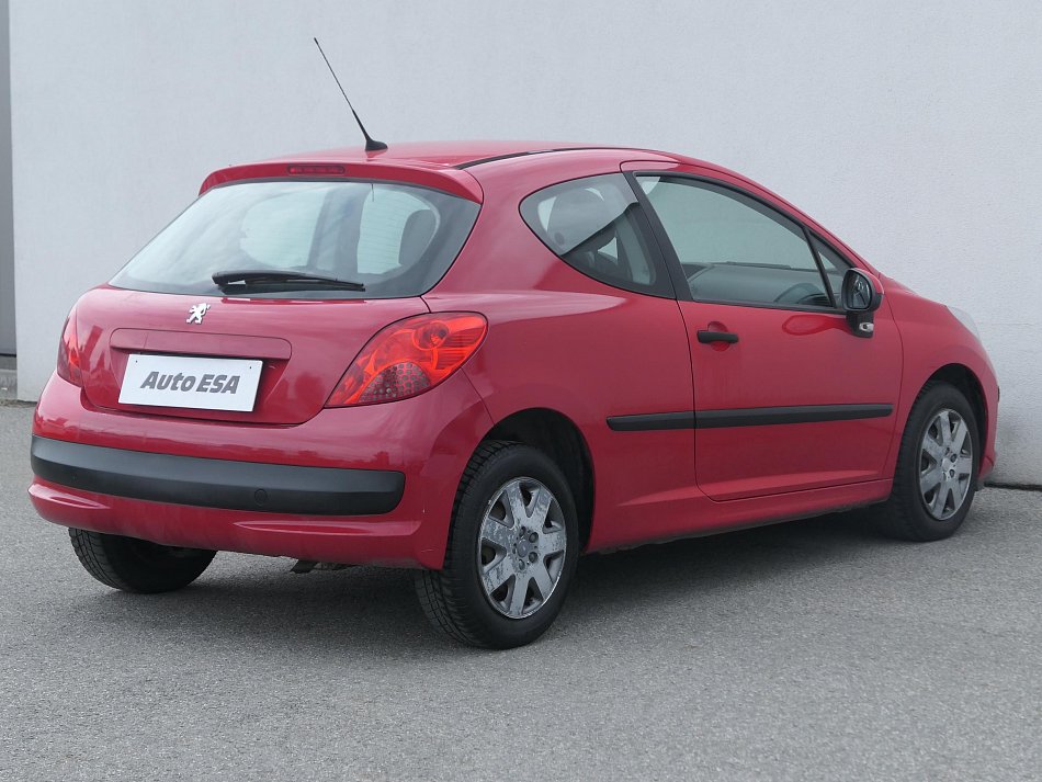 Peugeot 207 1.4i 