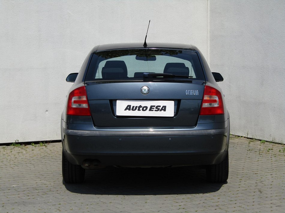 Škoda Octavia II 2.0 TDi Elegance