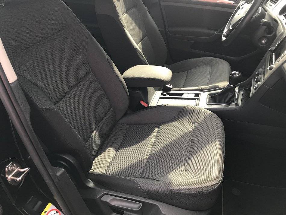 Volkswagen Golf 1.6 TDi Comfortline