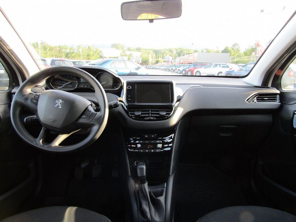 Peugeot 208 1.2 