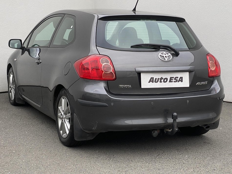 Toyota Auris 1.6 VVT-i 