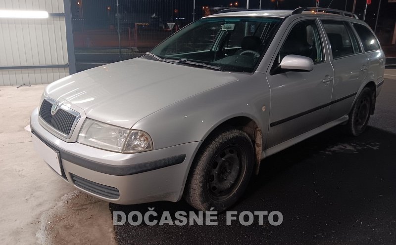 Škoda Octavia 1.6 i 