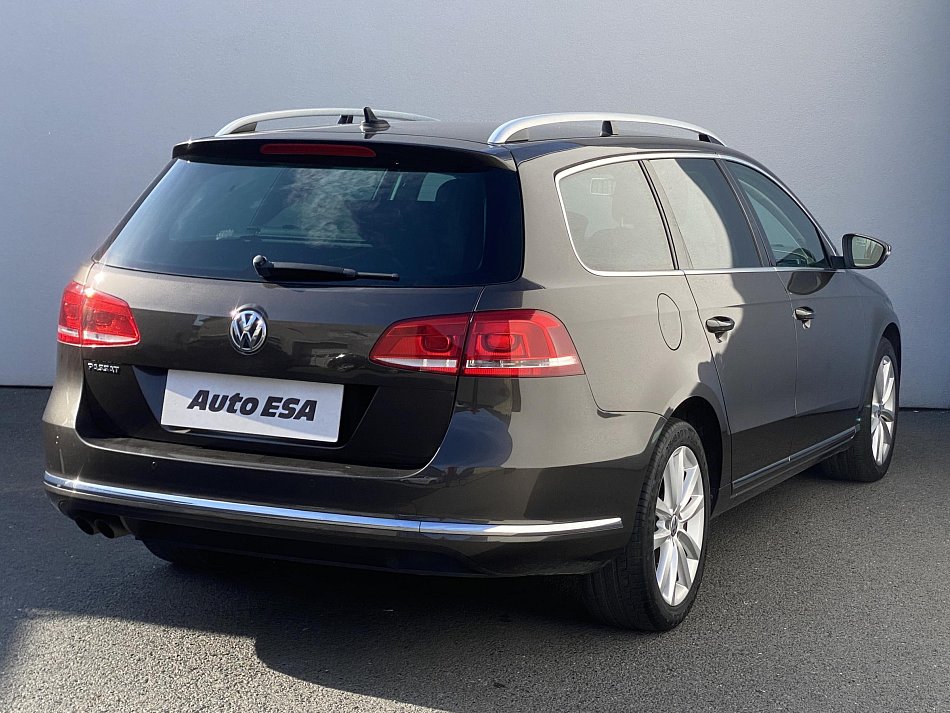 Volkswagen Passat 2.0 TDi Highline