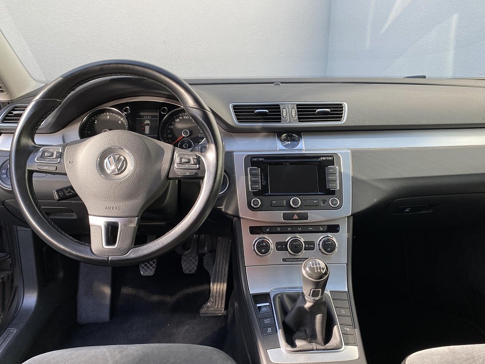 Volkswagen Passat 2.0 TDi Highline