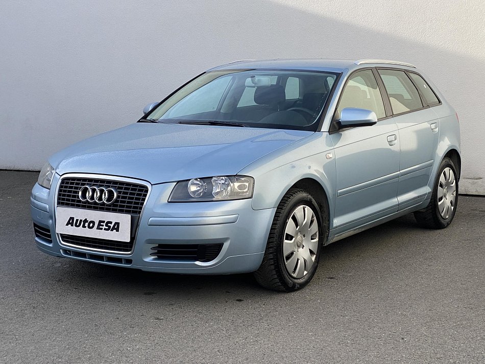 Audi A3 1.6i Attraction