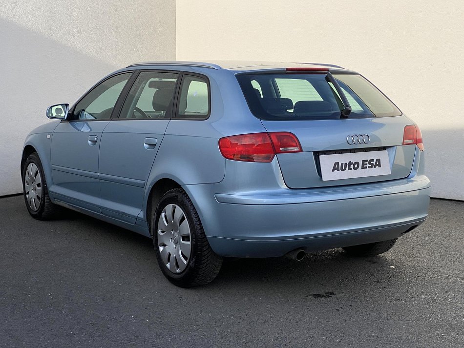 Audi A3 1.6i Attraction