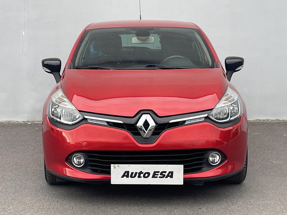 Renault Clio 0.9i 