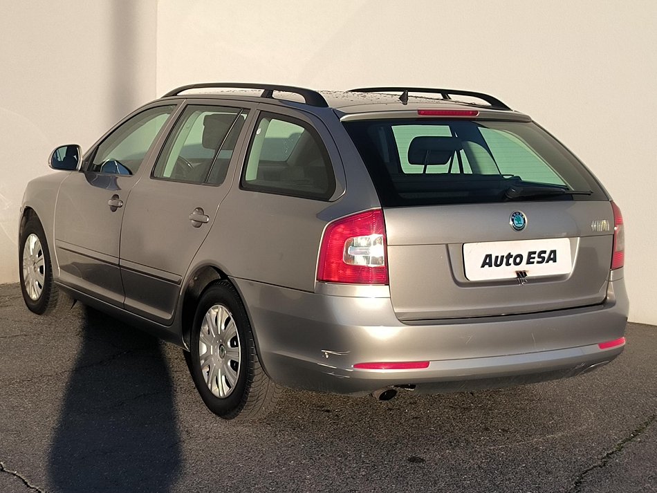 Škoda Octavia II 1.6 TDI Ambiente