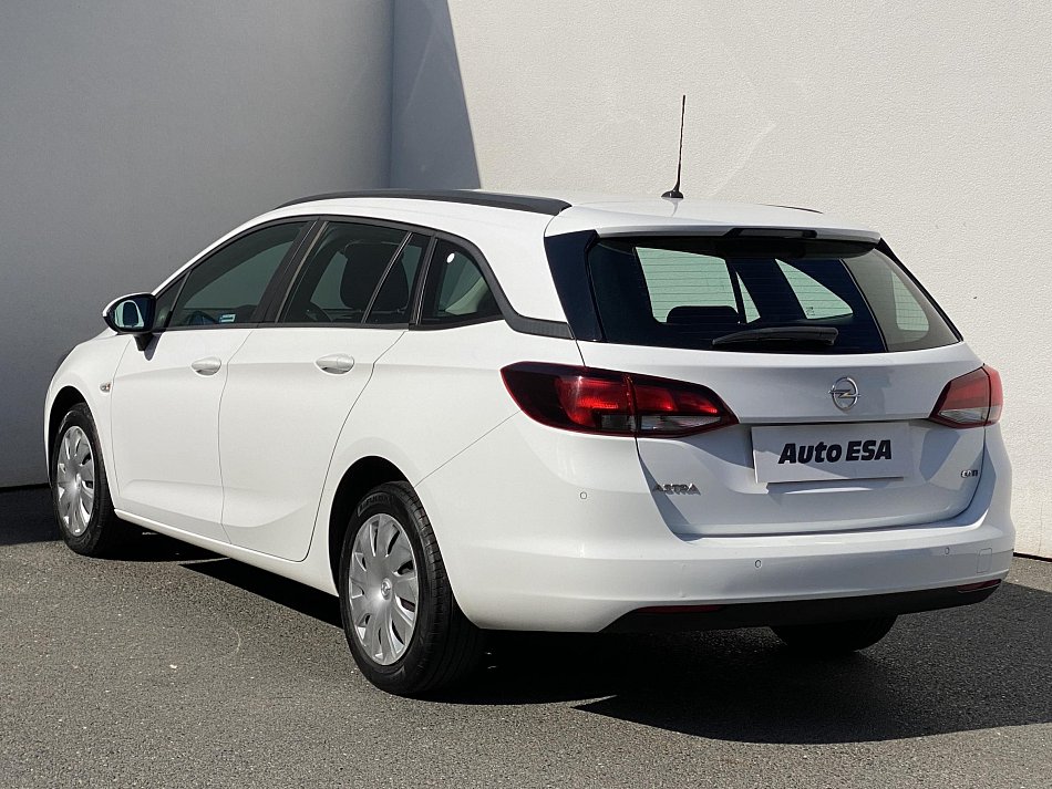 Opel Astra 1.6CDTi 