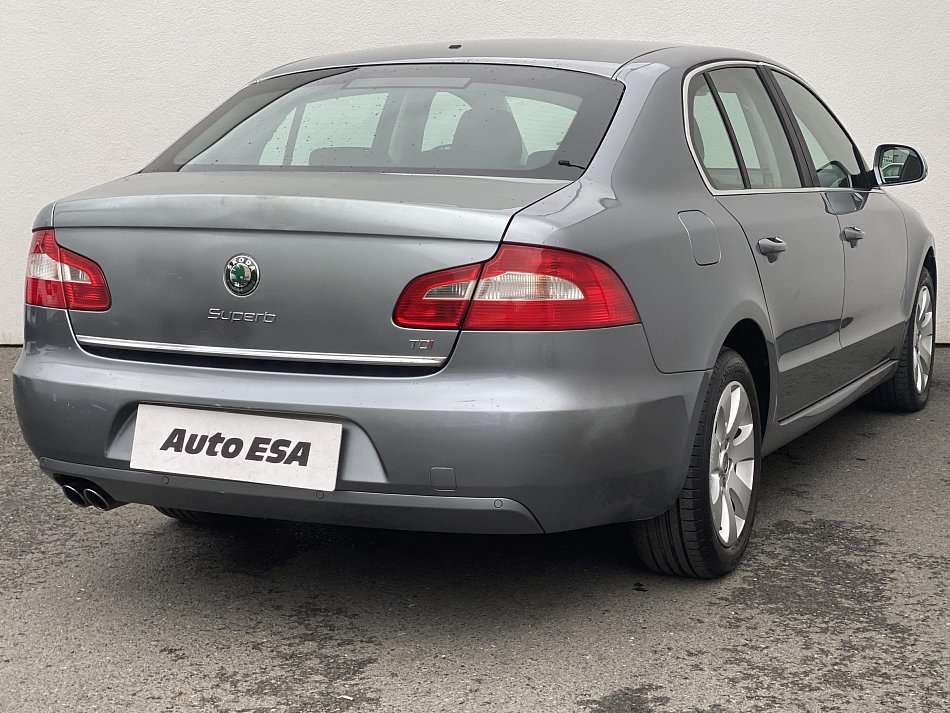 Škoda Superb II 2.0 TDi Ambition