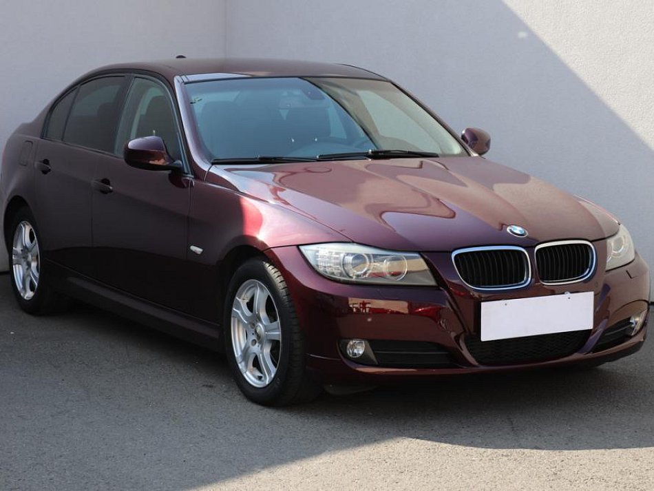 BMW Řada 3 3.0i  335i