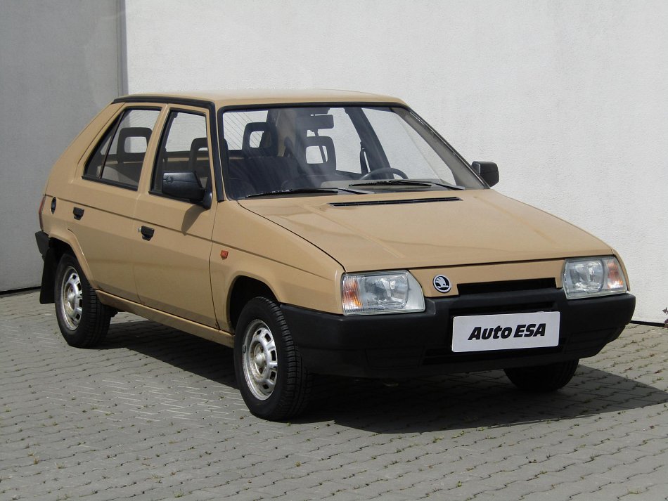 Škoda Favorit 1.3i 