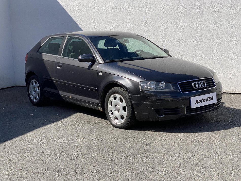 Audi A3 1.6 i 