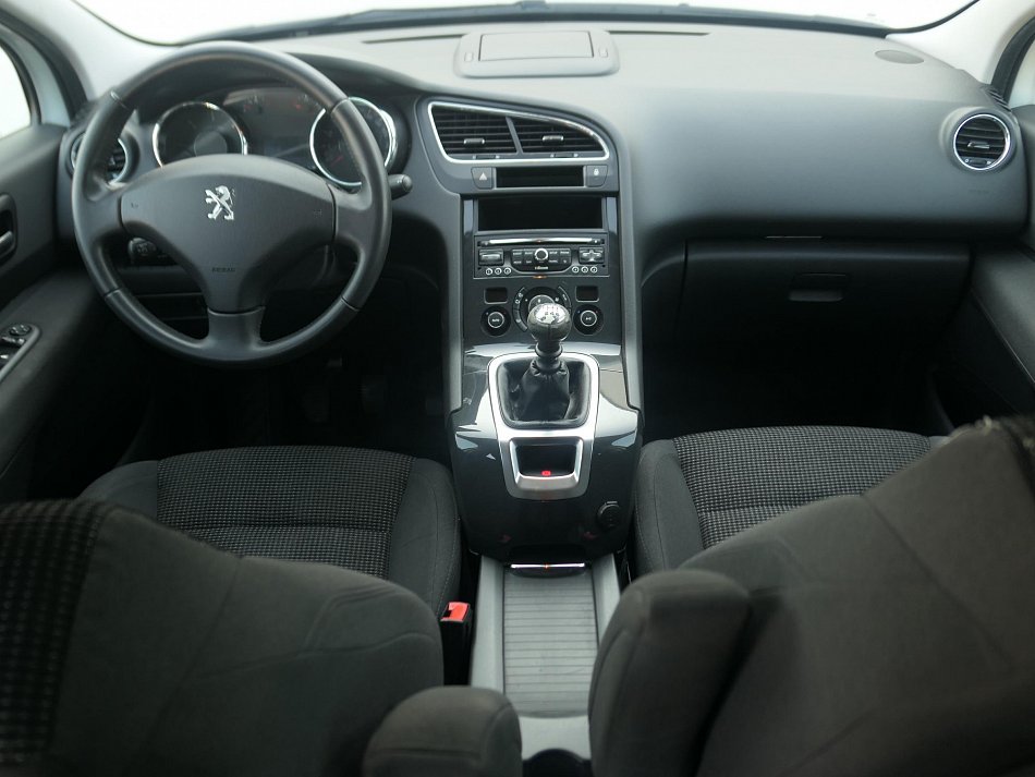 Peugeot 5008 1.6 HDi 