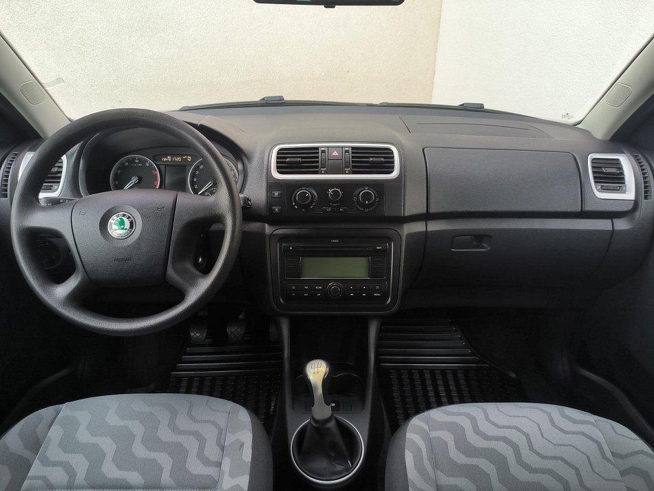 Škoda Fabia II 1.6 16V Ambiente