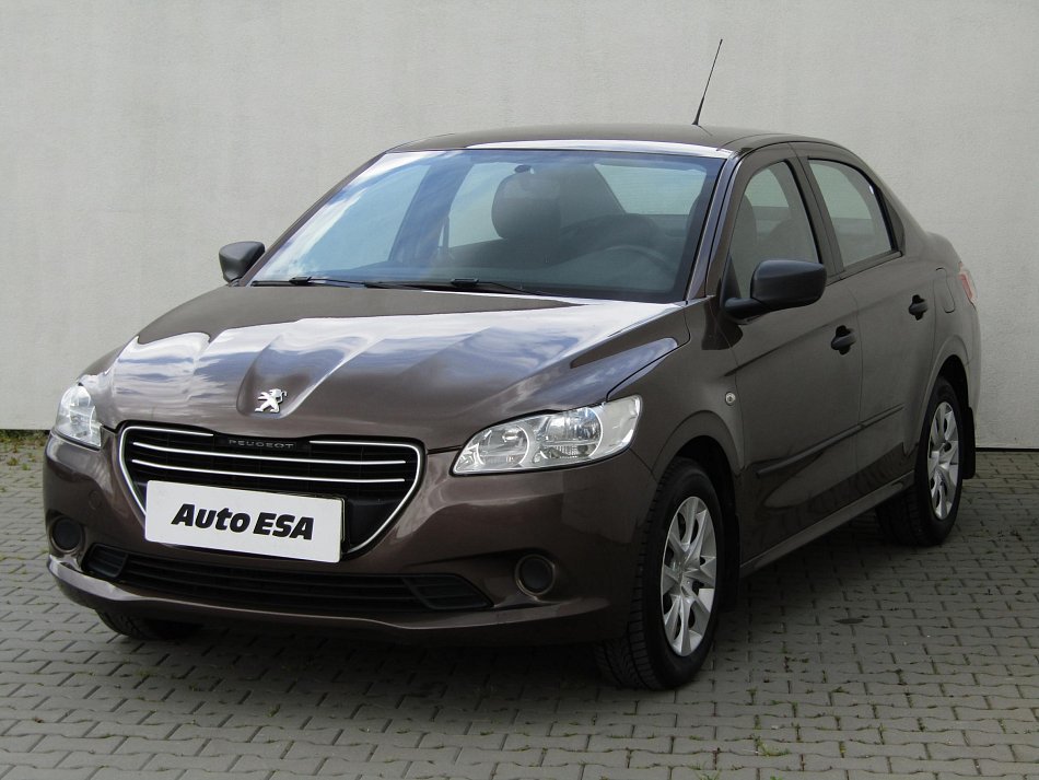 Peugeot 301 1.2i 